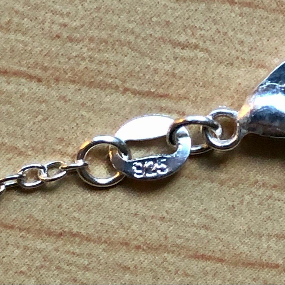 NWT Handmade Silver Paw Print Necklace - Picture 7 of 9